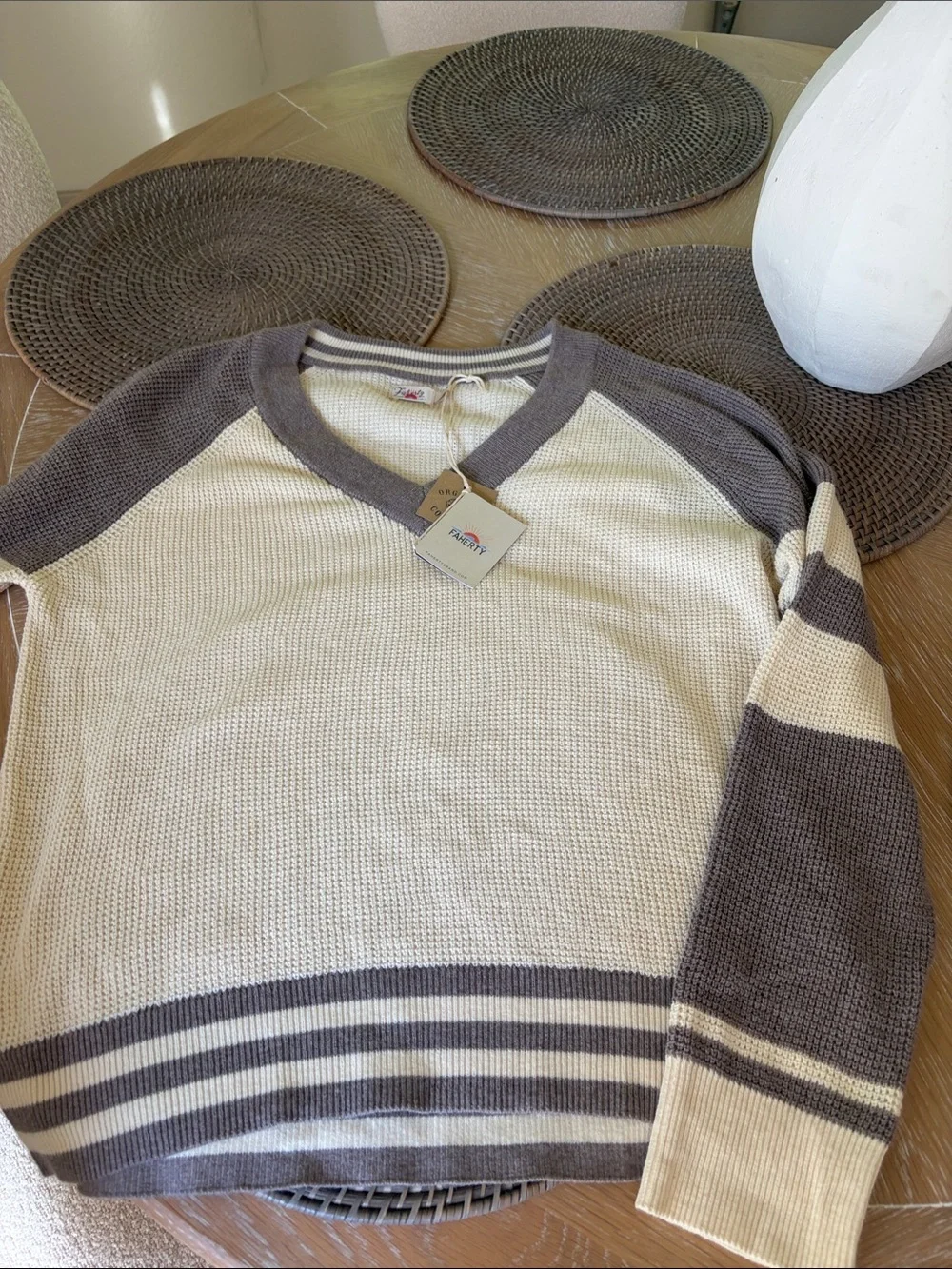 Faherty NEW Two-Tone Cream and Gray Knit Sweater